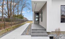 Lakeview Modern 10