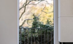 Lakeview Modern 140
