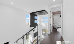 Lakeview Modern 50