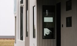 Lakeview Modern 84