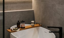 Lakeview Modern 94